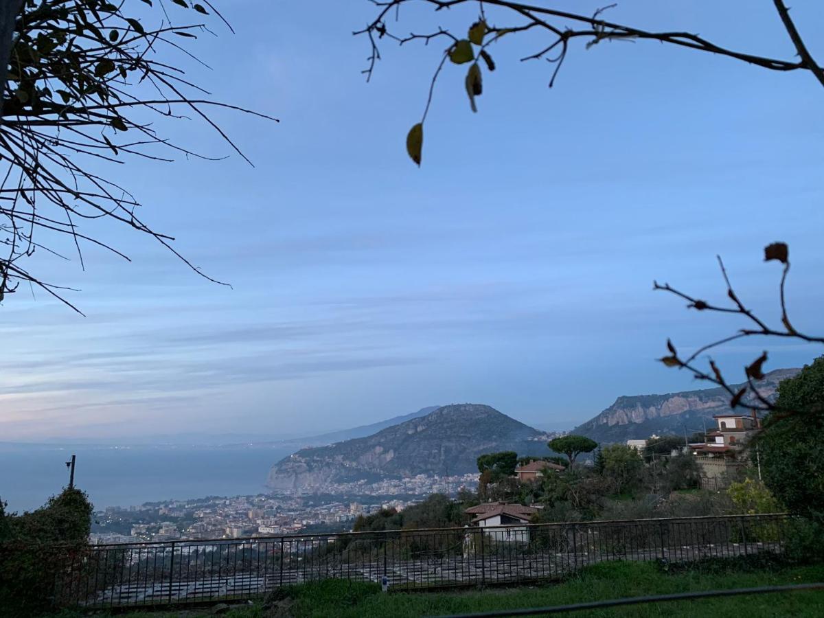 Bed and Breakfast Sunrise Luxury Experience Piano di Sorrento Exterior foto